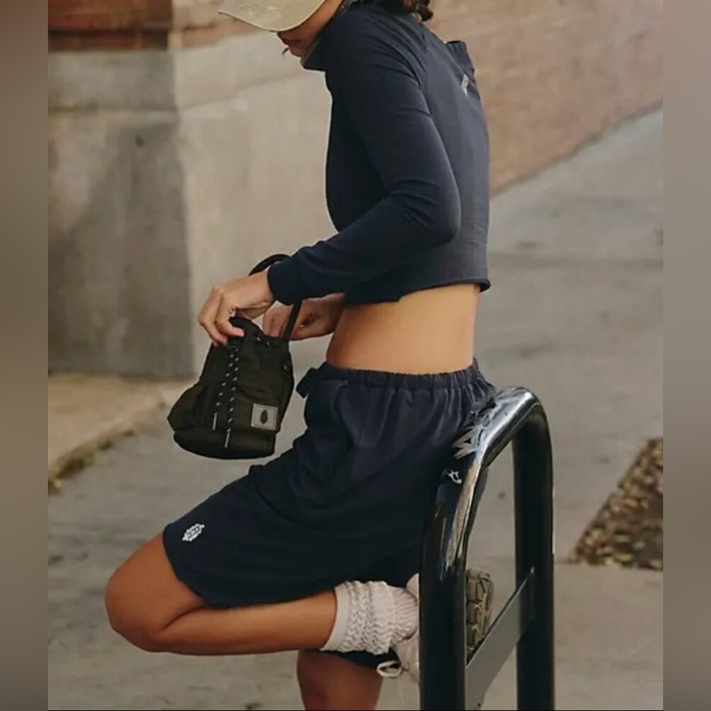 #168!NWT Free People Hot Shot Easy Set in Midnight Navy - Picture 3 of 5